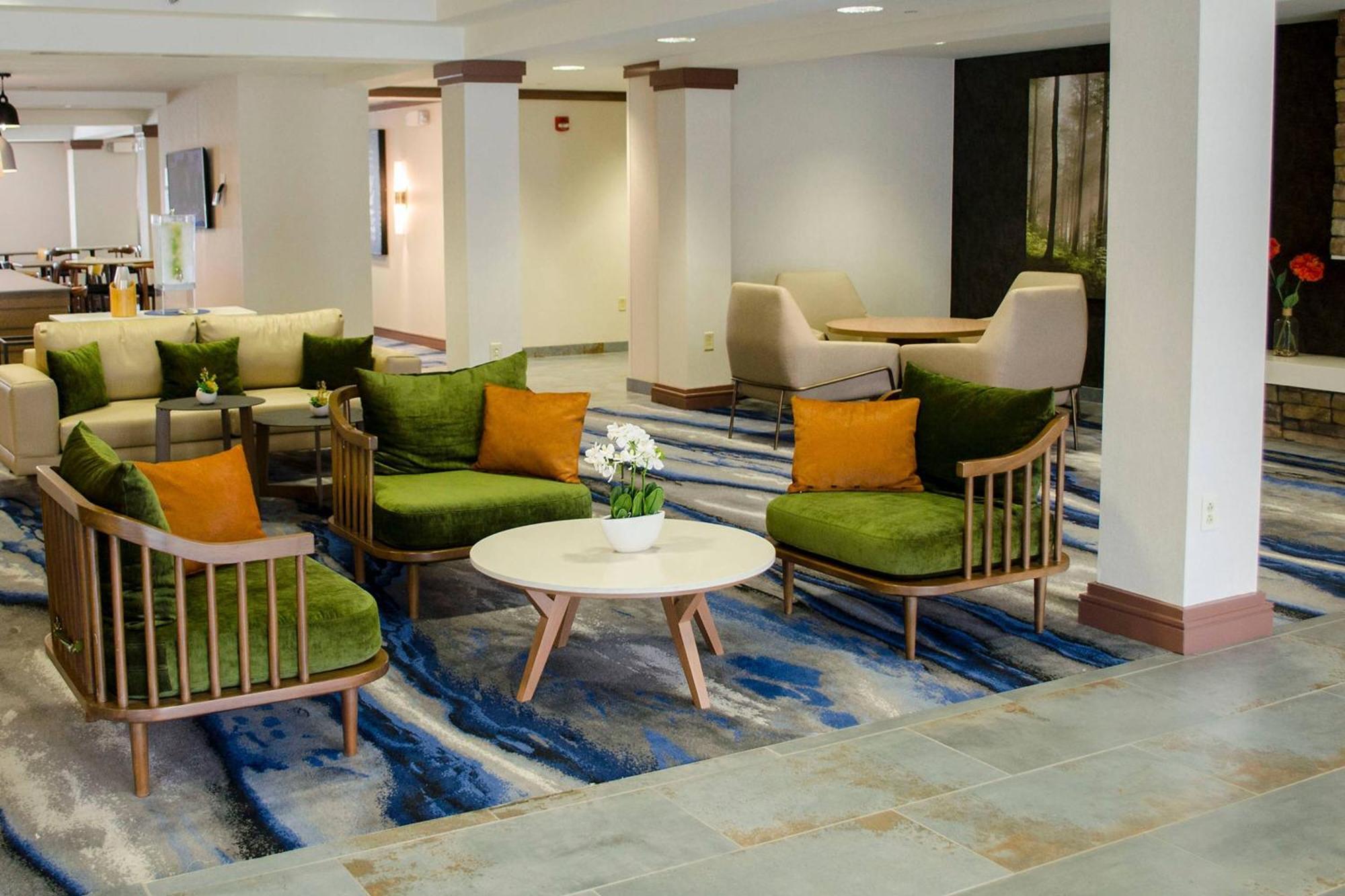 Fairfield By Marriott Hotel 3*
